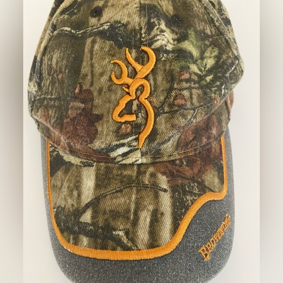 SOLD BROWNING Camouflaged One Size Fits All Baseball Cap Adjustable Velcro - Picture 8 of 9